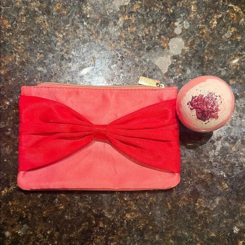 Elegant Red Bow Zip Pouch and Bathbomb - Floral Unopened Bathbomb NEW